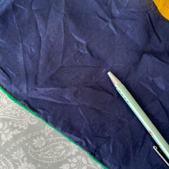 Vintage Christian PARIS Italian Silk Scarf Large square navy blue gold green - Picture 13 of 13